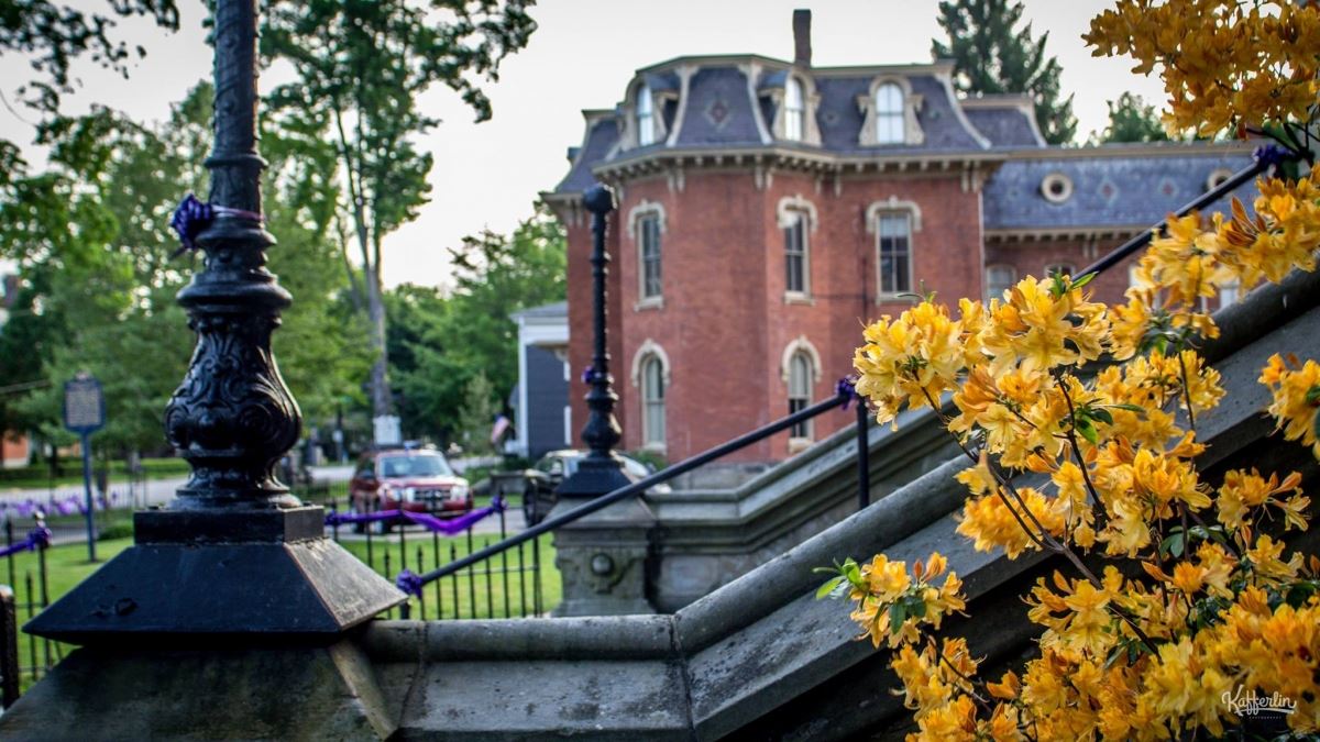 Stairs Leading up to the Courthouse Doors